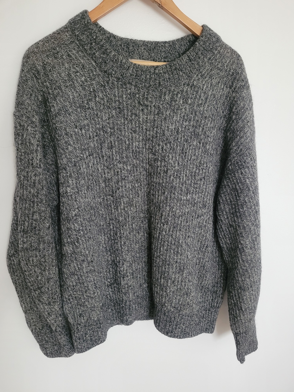 Everlane Alpaca Wool Blend Charcoal Gray Crewneck Sweater Ballon Sleeves Size M